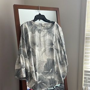 Loft float dress shirt